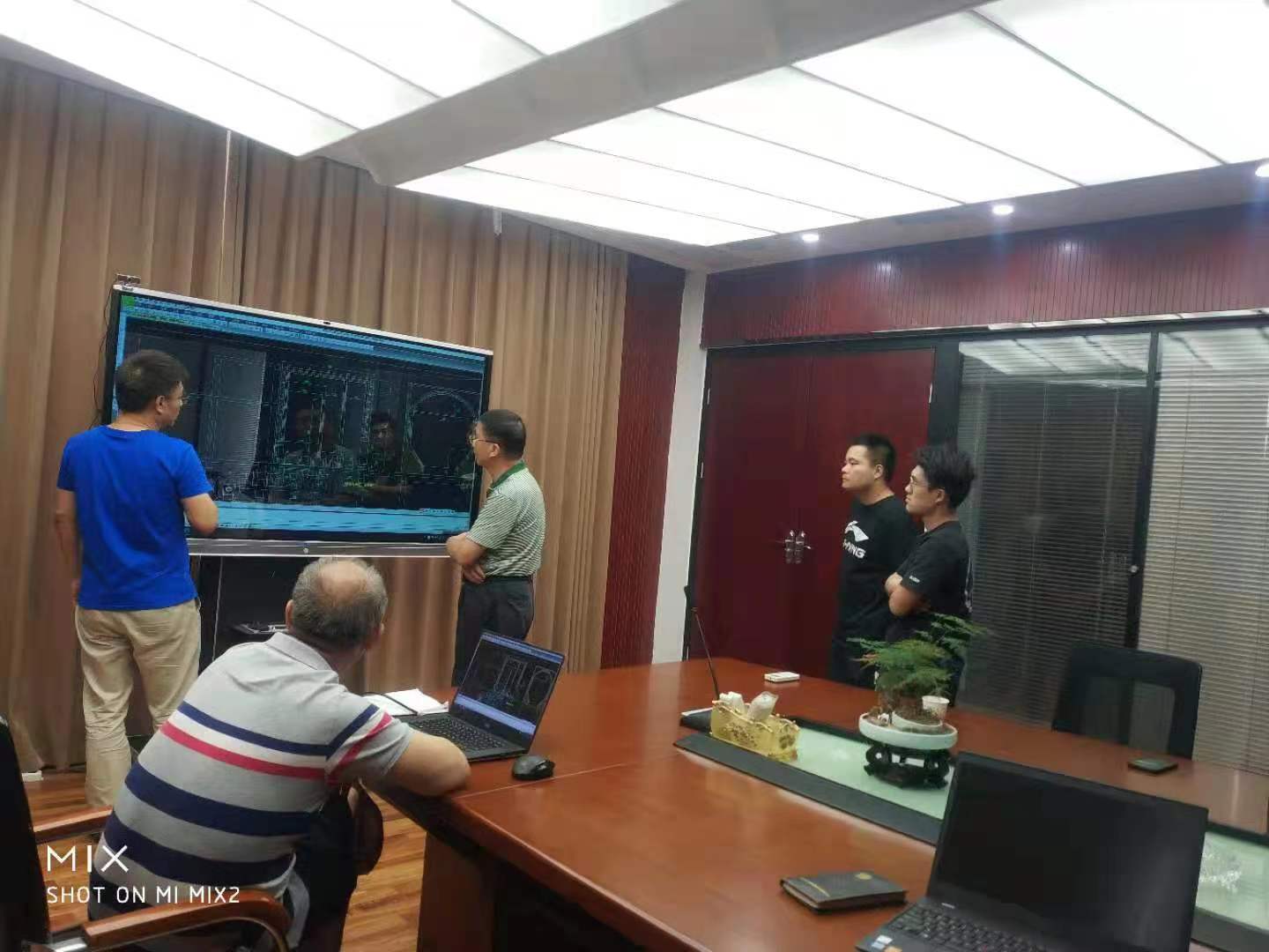 長期與武漢理工大學教授及團隊合作